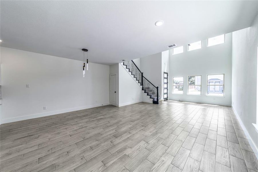 Spacious, unfurnished interior of a new home in , Fort Worth (Image 28).