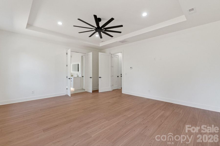 Spacious, unfurnished interior of a new home in , Statesville (Image 20).