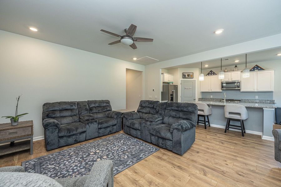 Furnished interior view inside a new home in French Quarter Creek, Huger (Image 5).
