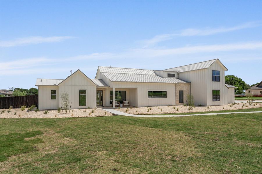Front exterior of a new home in , Belton, TX, highlighting curb appeal (Image 19). Front exterior of a new home in , Belton, TX, highlighting curb appeal (Image 19).