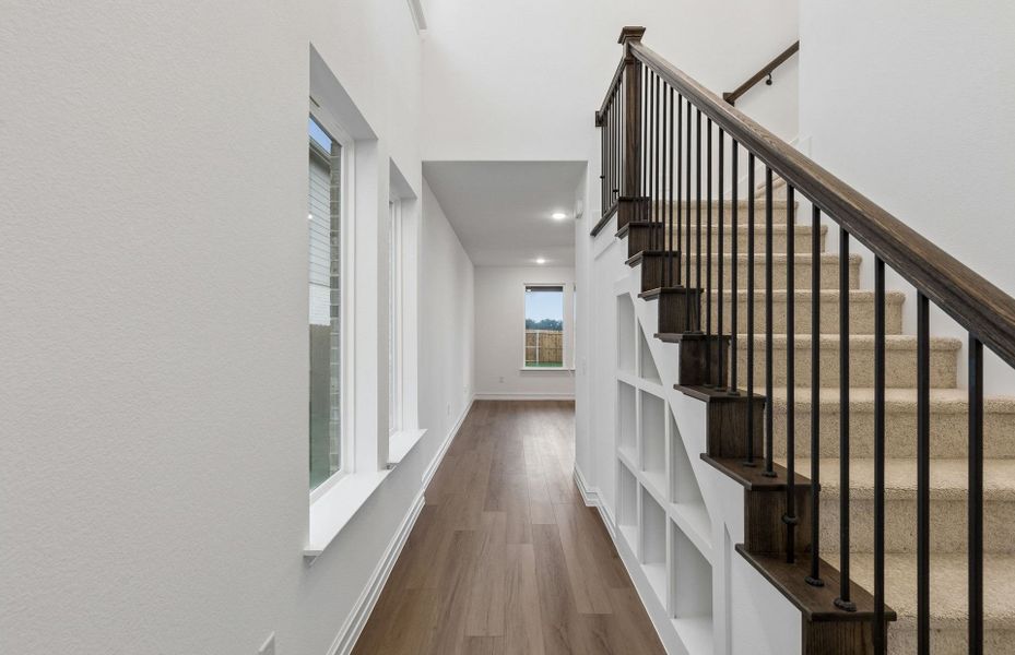 Representative unfurnished interior of a home built from the Ouray by Pulte Homes in Ribbonwood, Aubrey (Image 28).