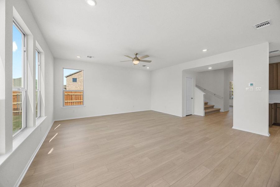 Spacious, unfurnished interior of a new home in Salerno - Heritage Collection, Round Rock (Image 14).