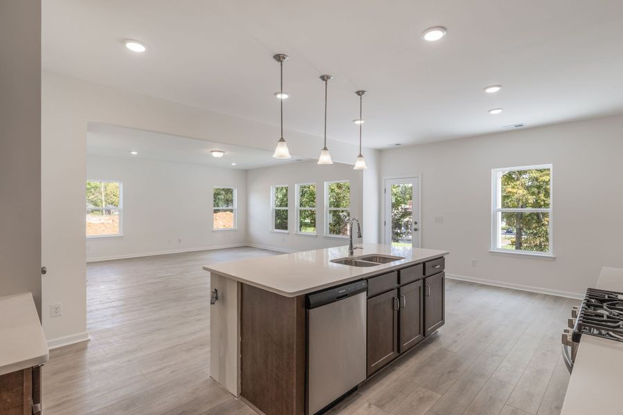 Furnished interior view inside a new home in Hampshire Hills, Columbia (Image 13).