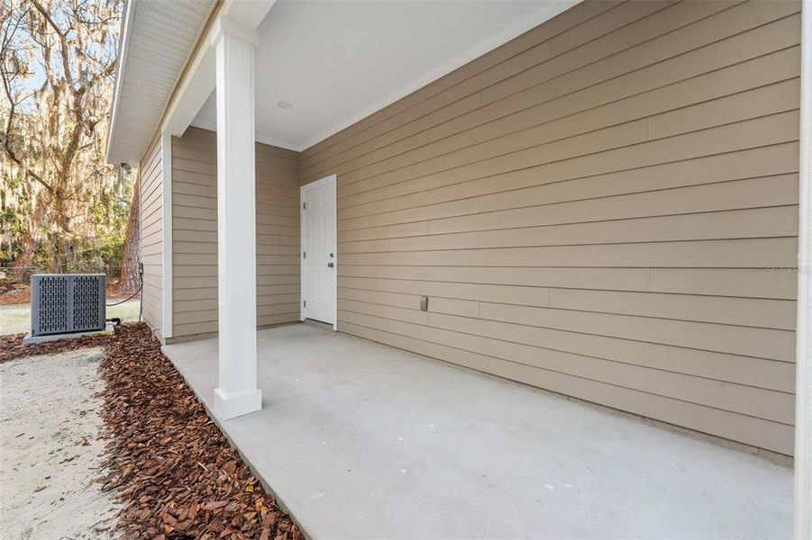 Exterior details and patio area of a home in , Gainesville (Image 18).