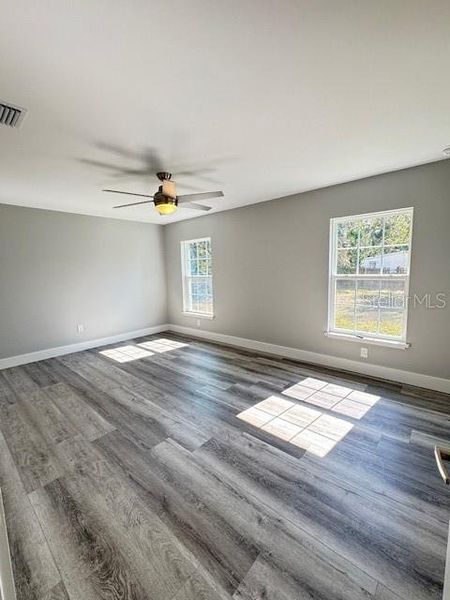 Spacious, unfurnished interior of a new home in , Ocklawaha (Image 17).