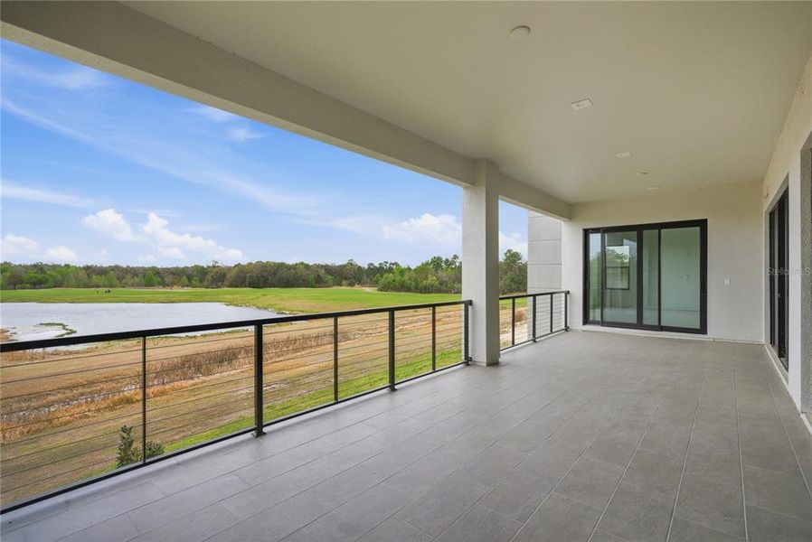 Exterior details and patio area of a home in , Davenport (Image 22).