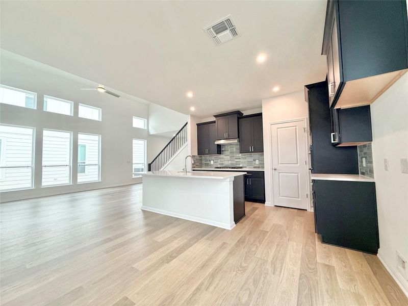 Furnished interior view inside a new home in Porter Country, Buda (Image 6).