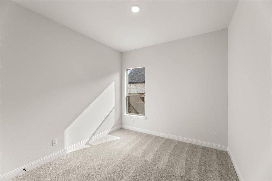 733 Winecup-Bedroom-1