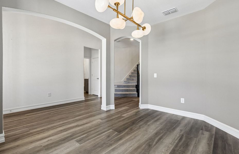 Spacious, unfurnished interior of a new home in Pinnacle at Legacy Hills, Celina (Image 19).
