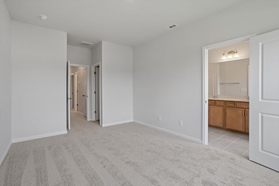 Spacious, unfurnished interior of a new home in Renaissance at White Oak, Garner (Image 14). Spacious, unfurnished interior of a new home in Renaissance at White Oak, Garner (Image 14).