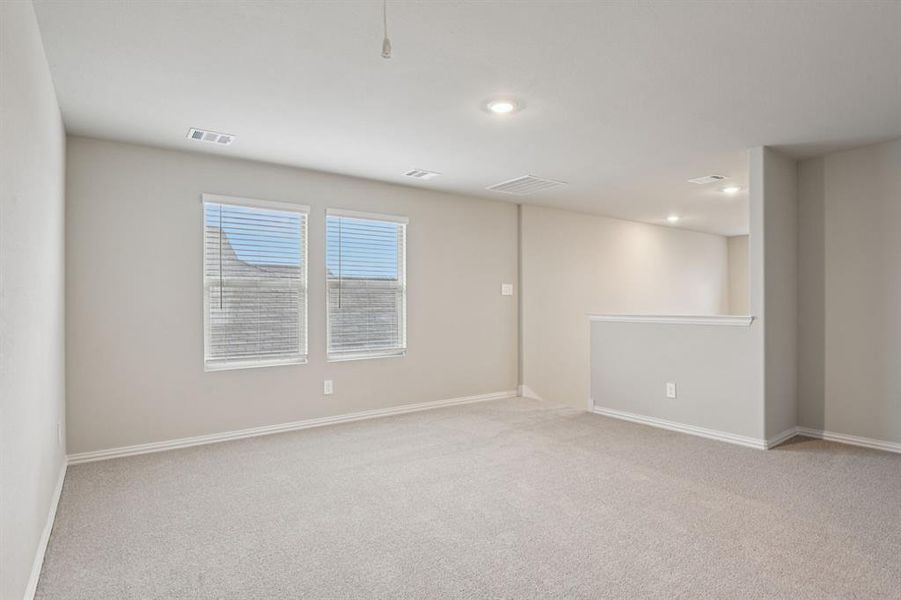 Spacious, unfurnished interior of a new home in Lakehaven - Spring Series, Farmersville (Image 28).