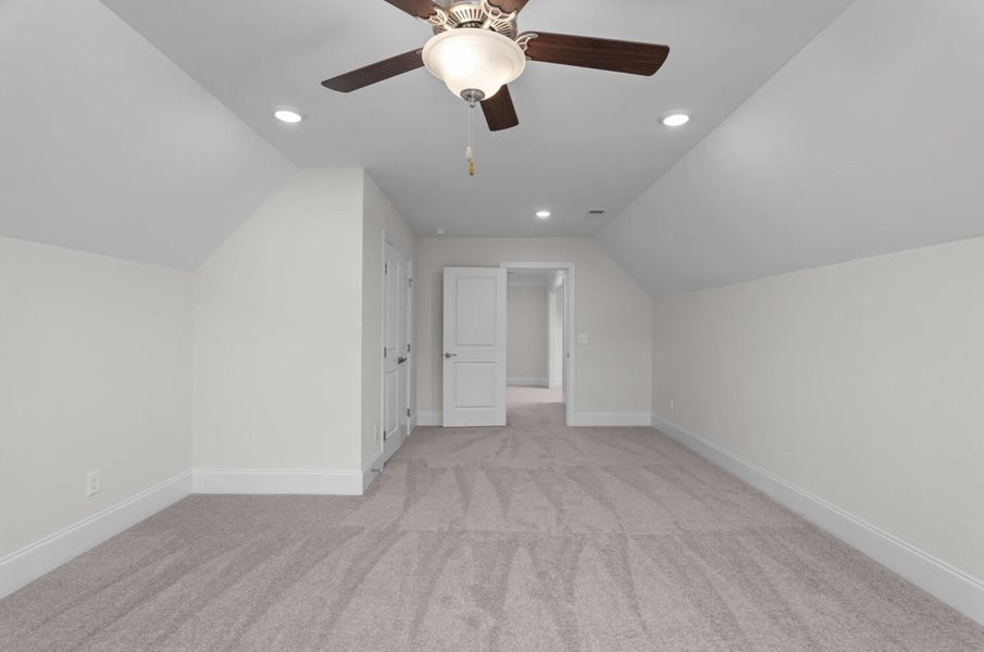 Spacious, unfurnished interior of a new home in Mount Vintage, North Augusta (Image 52).