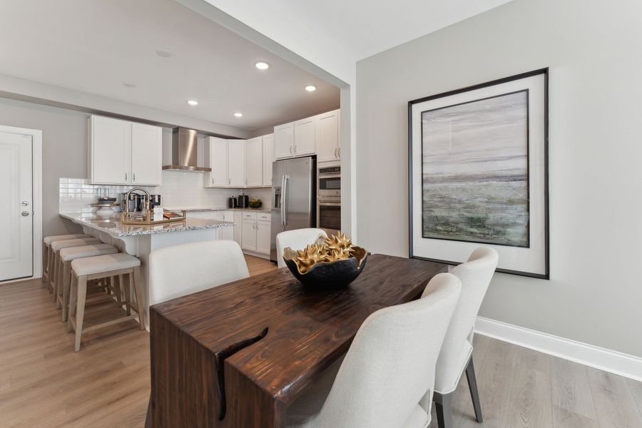 Dining Area Dining Area