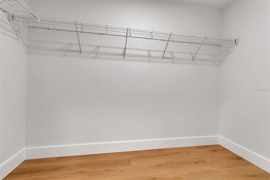 Spacious, unfurnished interior of a new home in , Venice (Image 70).