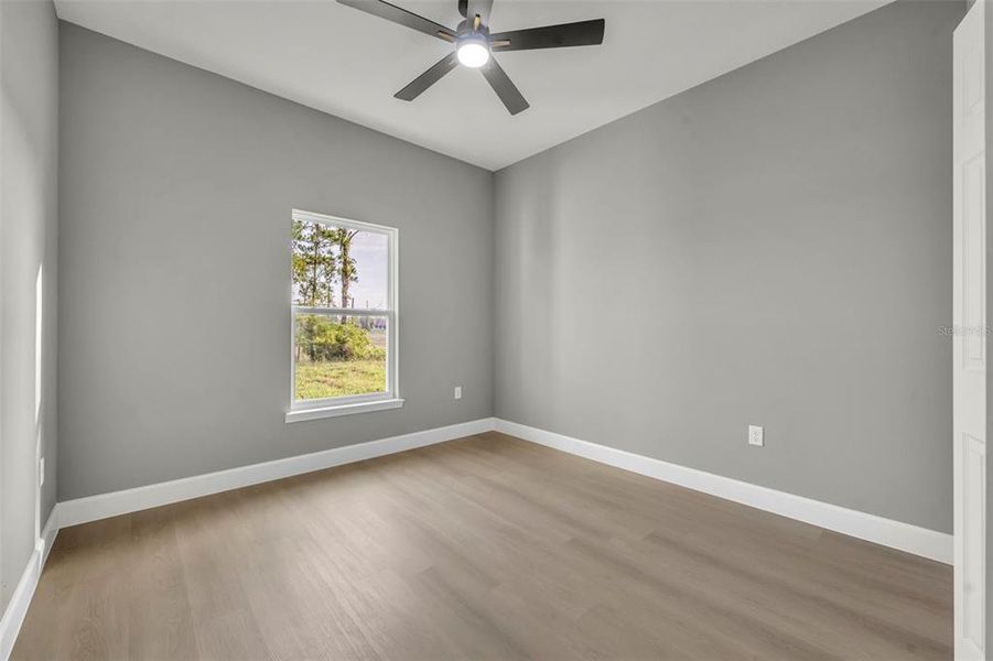 Spacious, unfurnished interior of a new home in , Deltona (Image 26).