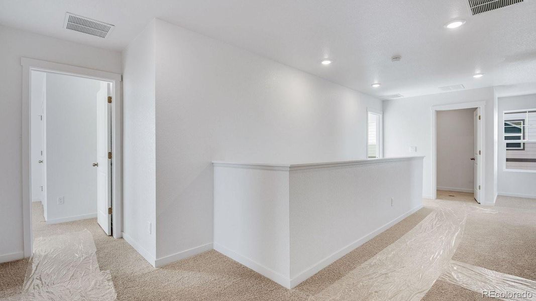 Spacious, unfurnished interior of a new home in Settlers Crossing, Commerce City (Image 39).