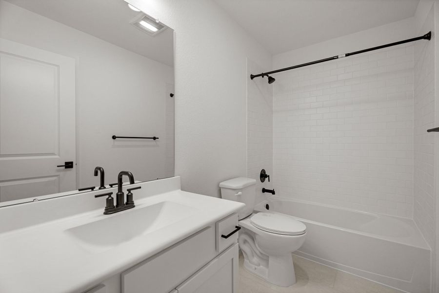 Hall bath (*Photo not of actual home and used for illustration purposes only.) Hall bath (*Photo not of actual home and used for illustration purposes only.)