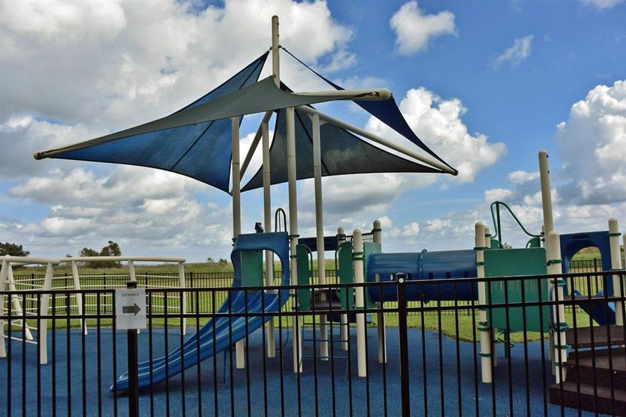 Community amenities in The Townhomes at Bellalago, Kissimmee (Image 24). Community amenities in The Townhomes at Bellalago, Kissimmee (Image 24).