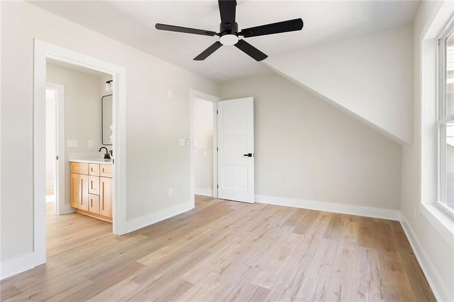 Spacious, unfurnished interior of a new home in , Decatur (Image 26).