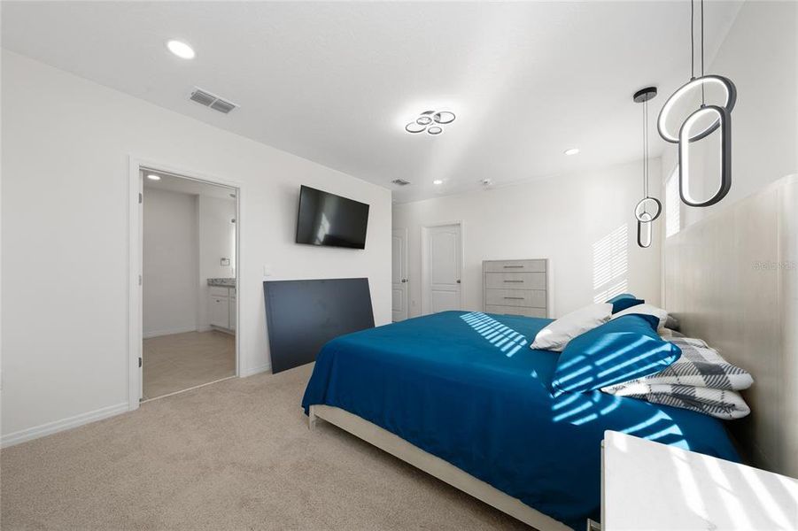 Furnished interior view inside a new home in Cascades, Davenport (Image 18).