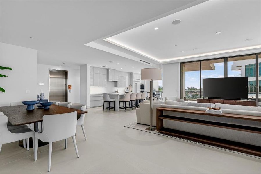 Furnished interior view inside a new home in , Longboat Key (Image 10).