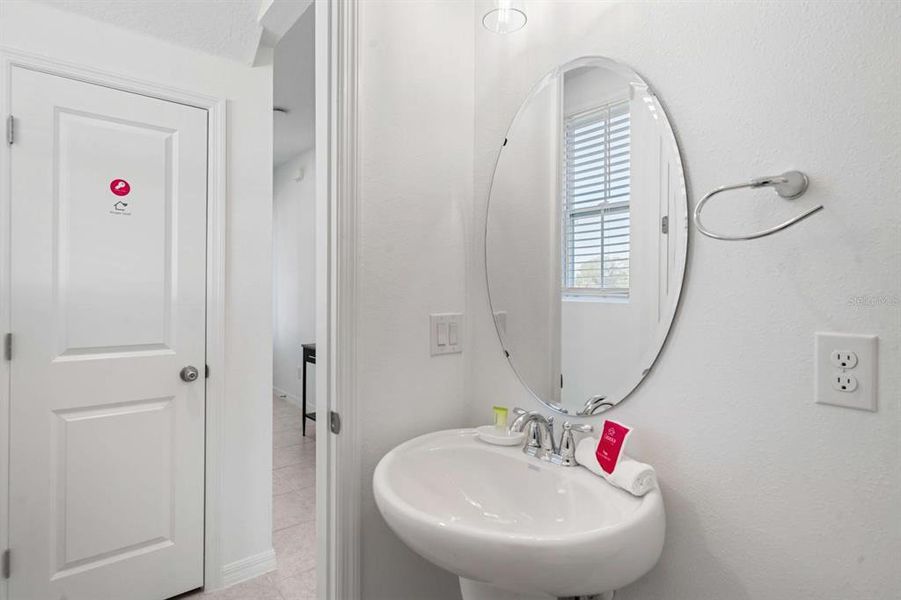 Furnished interior view inside a new home in , Davenport (Image 11). Furnished interior view inside a new home in , Davenport (Image 11).