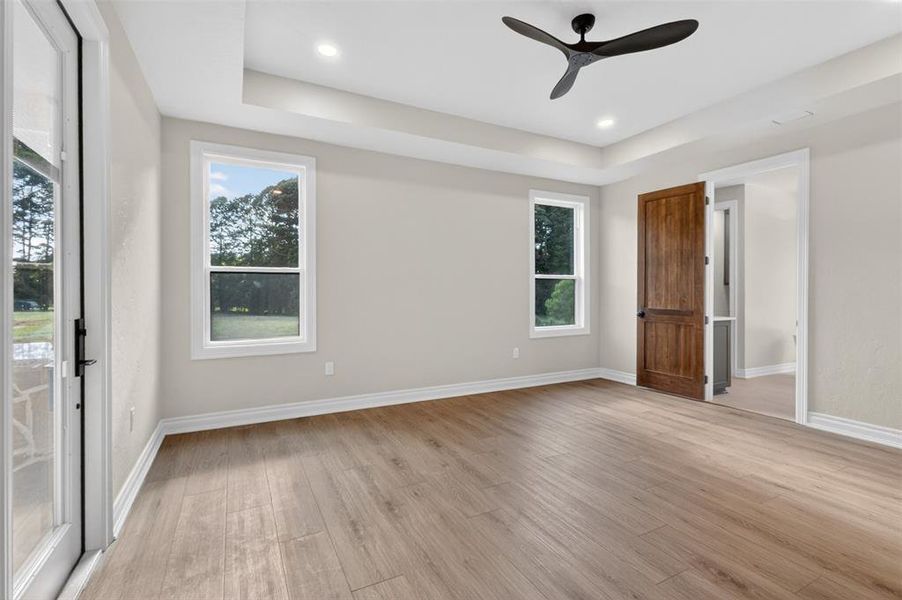 Spacious, unfurnished interior of a new home in , Longview (Image 19). Spacious, unfurnished interior of a new home in , Longview (Image 19).