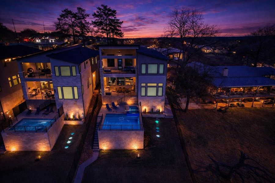 Welcome to your Lake LBJ Luxe Escape!