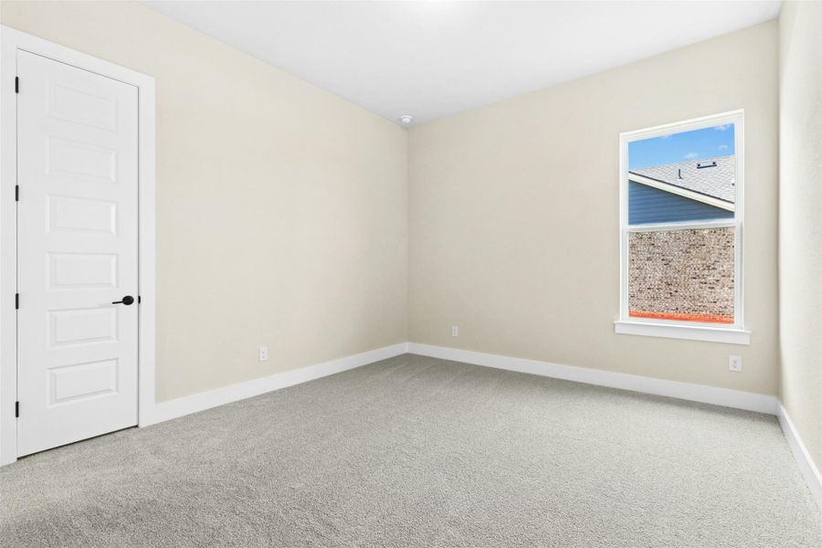 Spacious, unfurnished interior of a new home in Leander Estates, Leander (Image 28).