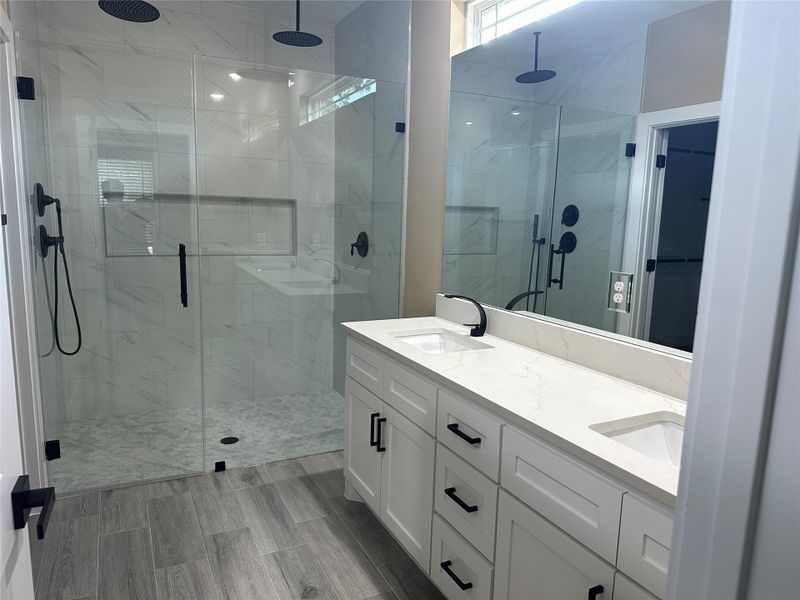 Furnished interior view inside a new home in , Livingston (Image 7).