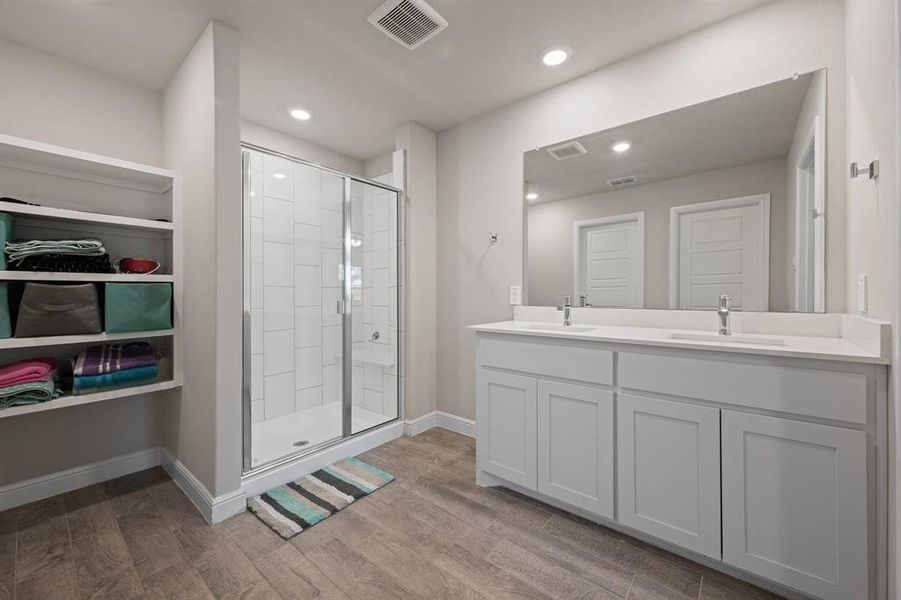 Furnished interior view inside a new home in The Parks of Alvarado, Alvarado (Image 14).