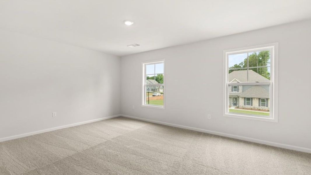 Spacious, unfurnished interior of a new home in Haven Abbey, Cumming (Image 31).
