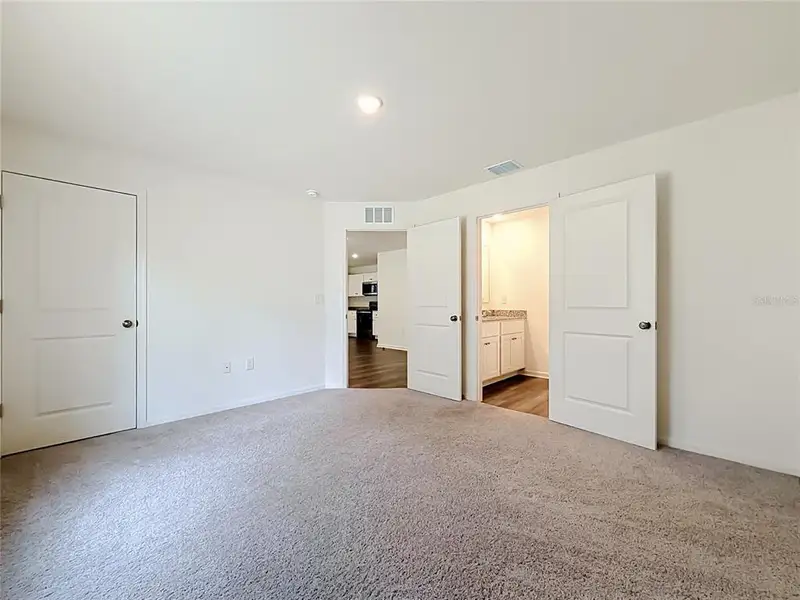 Spacious, unfurnished interior of a new home in The Collection at Ocklawaha, Ocklawaha (Image 22). Spacious, unfurnished interior of a new home in The Collection at Ocklawaha, Ocklawaha (Image 22).