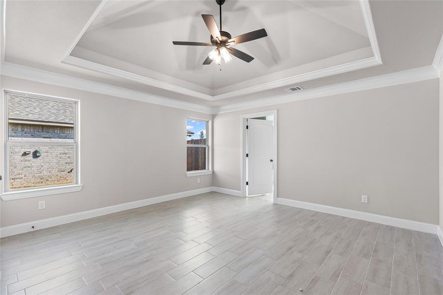 Spacious, unfurnished interior of a new home in , Springtown (Image 18).