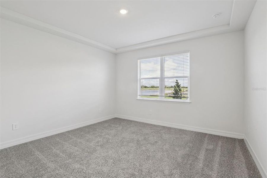 Spacious, unfurnished interior of a new home in , Punta Gorda (Image 35).