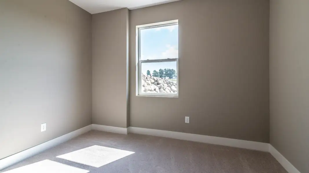 Representative unfurnished interior of a home built from the The Winslow by Norfolk Homes in Offsite Builds Southern Michigan, Ann Arbor (Image 86).