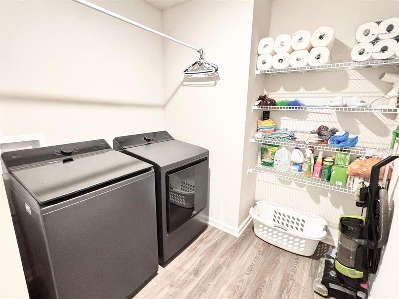 Furnished interior view inside a new home in Marion Oaks, Ocala (Image 7).