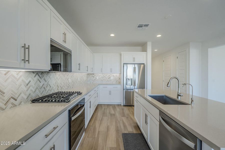 13-web-or-mls-214th-13 13-web-or-mls-214th-13