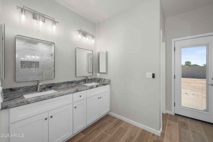 14-3635-N-La-Paz-14 14-3635-N-La-Paz-14