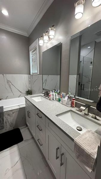 Furnished interior view inside a new home in , Dade City (Image 6).