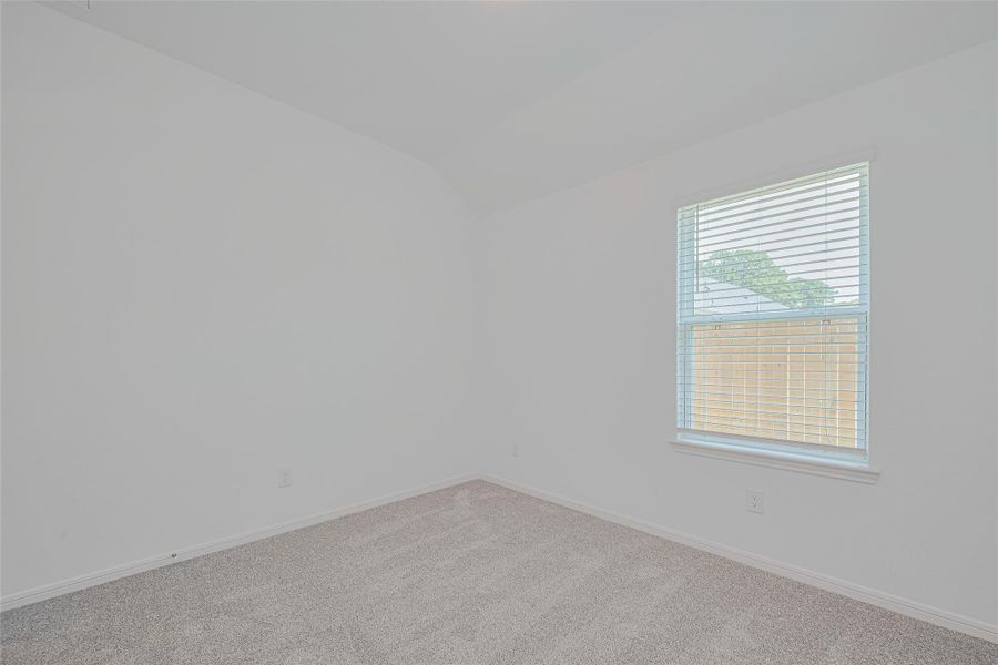 Spacious, unfurnished interior of a new home in Sunterra, Katy (Image 25).