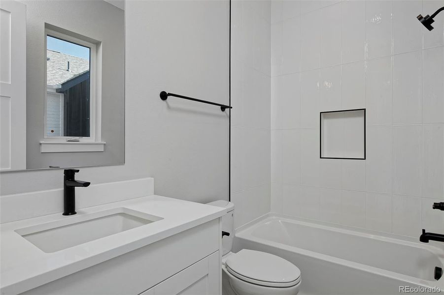 Image 34 of a home in .