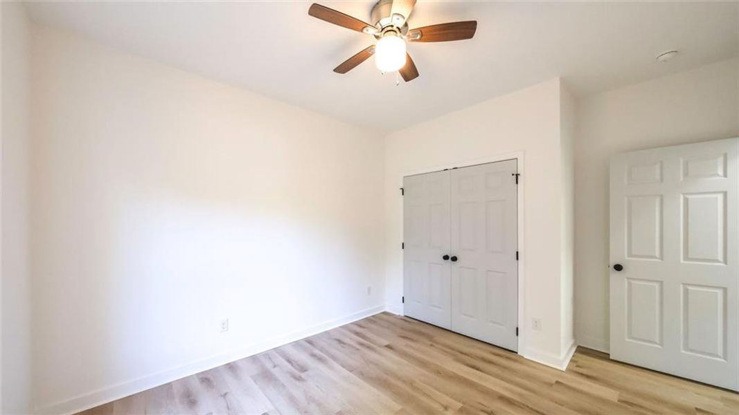 Spacious, unfurnished interior of a new home in , Temple (Image 20).