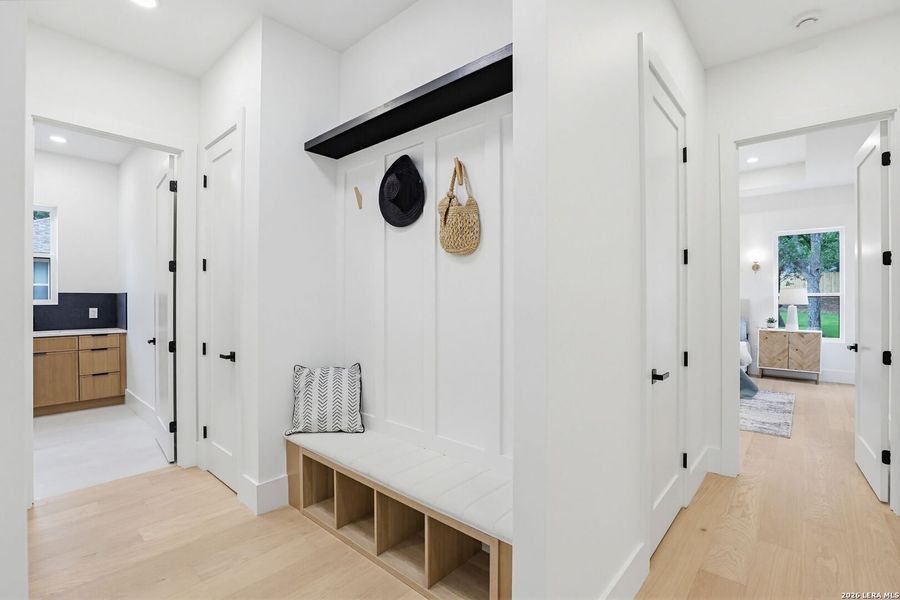 Furnished interior view inside a new home in , Boerne (Image 17).