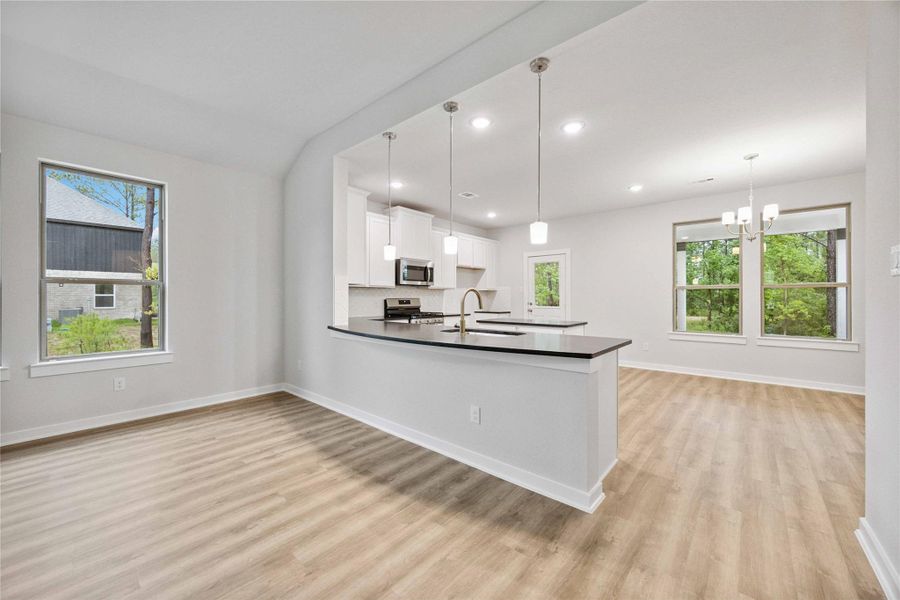 Image 25 of a home in Deer Pines.