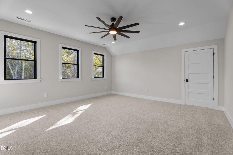 Bonus room Bonus room