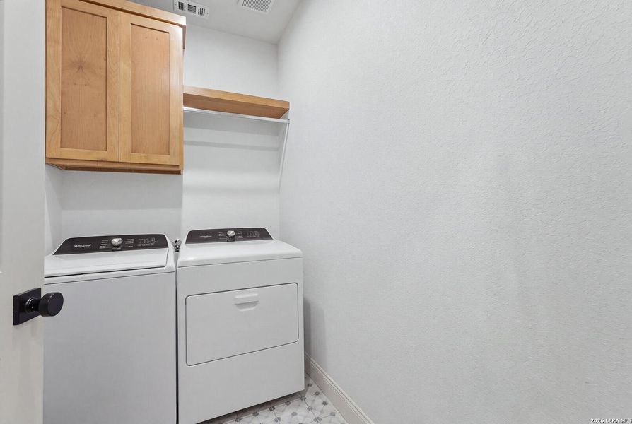Image 41 of a home in .