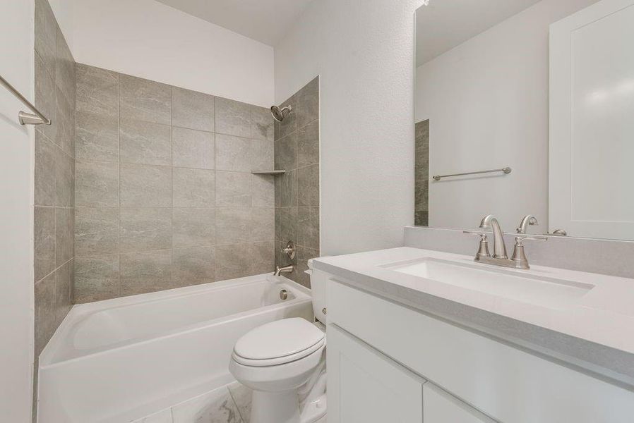 Furnished interior view inside a new home in , Wylie (Image 5).