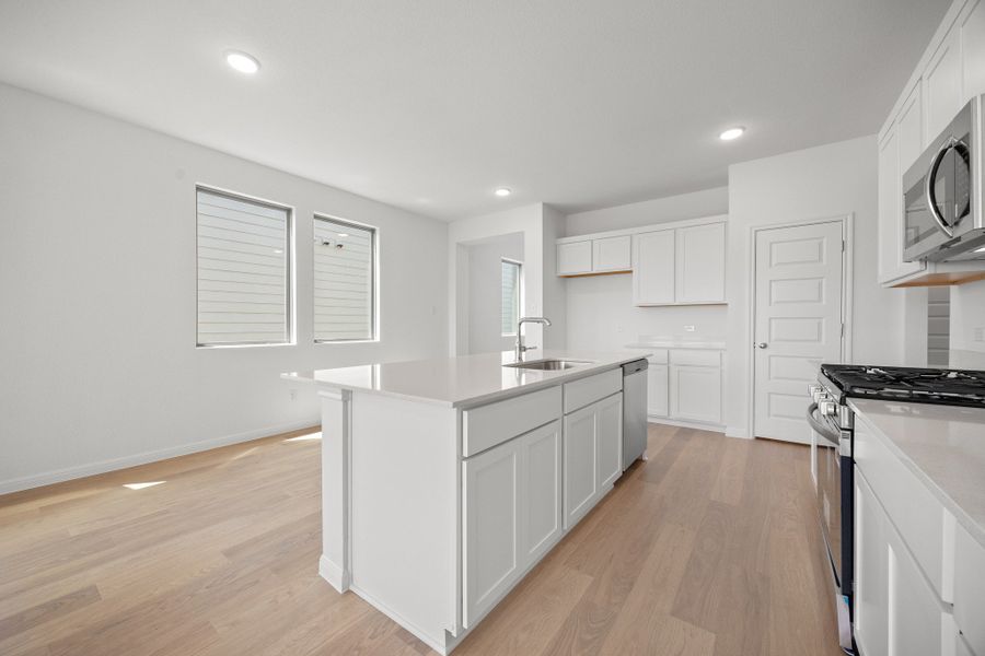 Furnished interior view inside a new home in Trinity Ranch, Elgin (Image 11).