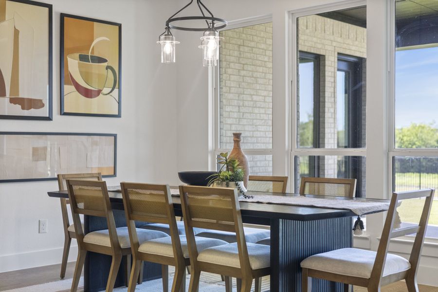 Representative furnished interior of a home built from the Blackburn by Windsor Homes in Ridge Pointe Estates, McLendon-Chisholm (Image 17).